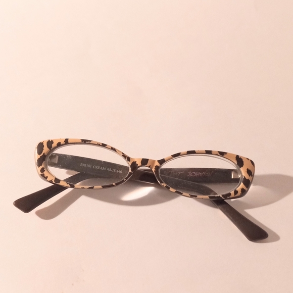 Betsey Johnson Animal Print Slight Cat Eye BJR101 Cream Oval Eyeglasses Frame - Picture 10 of 11